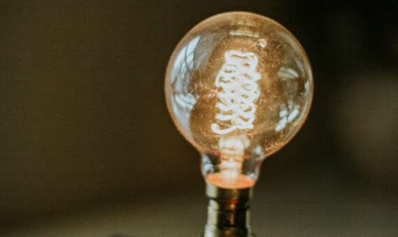 Jak chronić się przed oszustwami inwestycyjnymi w przyszłości – praktyczny poradnik